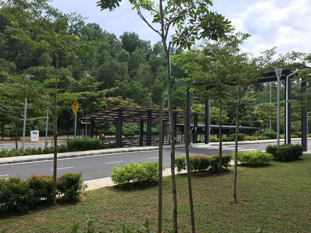 Palm Armada Residence Free Parking And Netflix Putrajaya Exterior photo